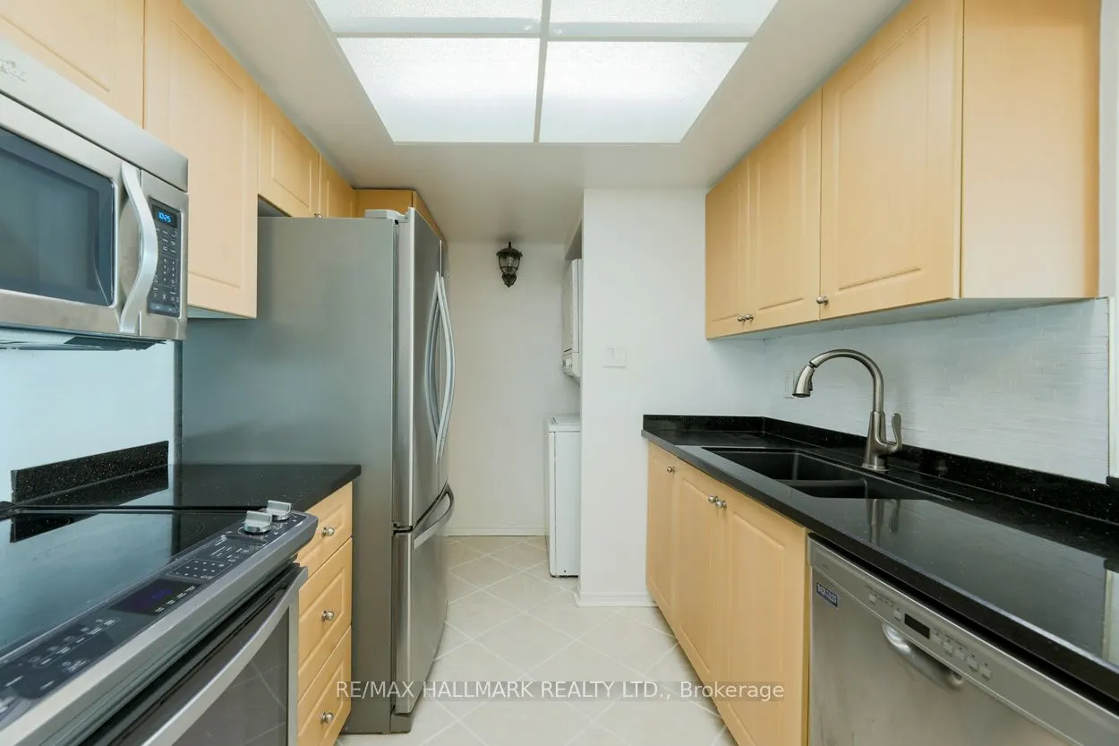 3 Greystone Walk Drive, #2027