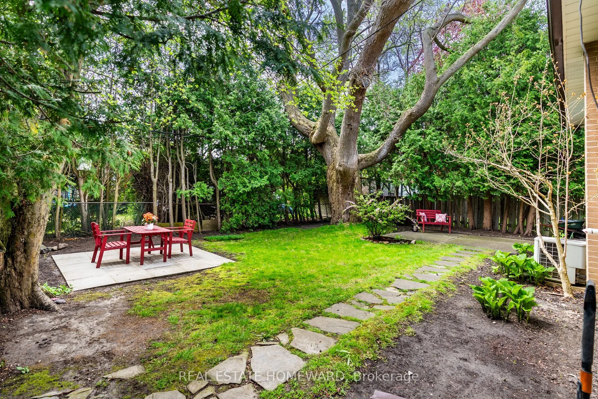 20 Woodgarden Crescent