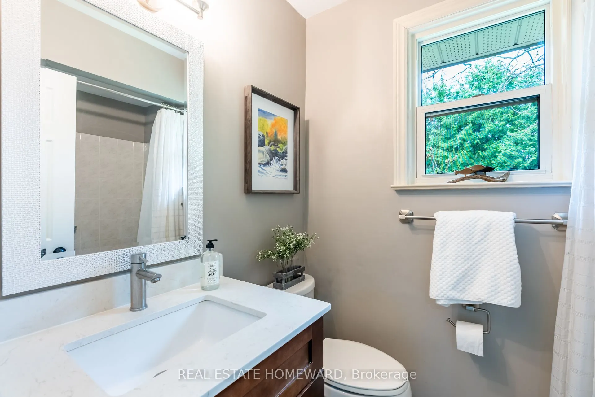 20 Woodgarden Crescent