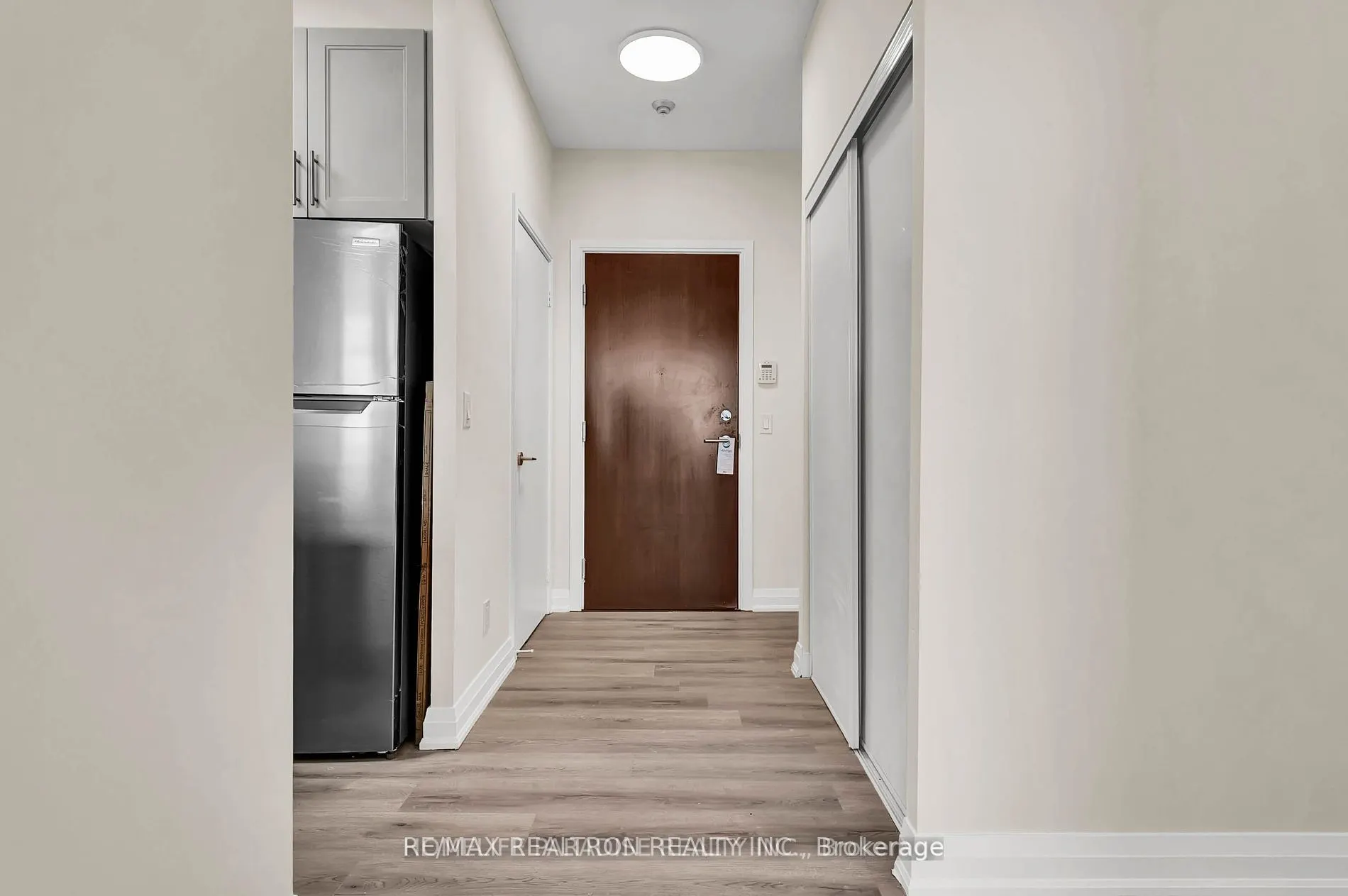 151 Village Green Square, #Ph09