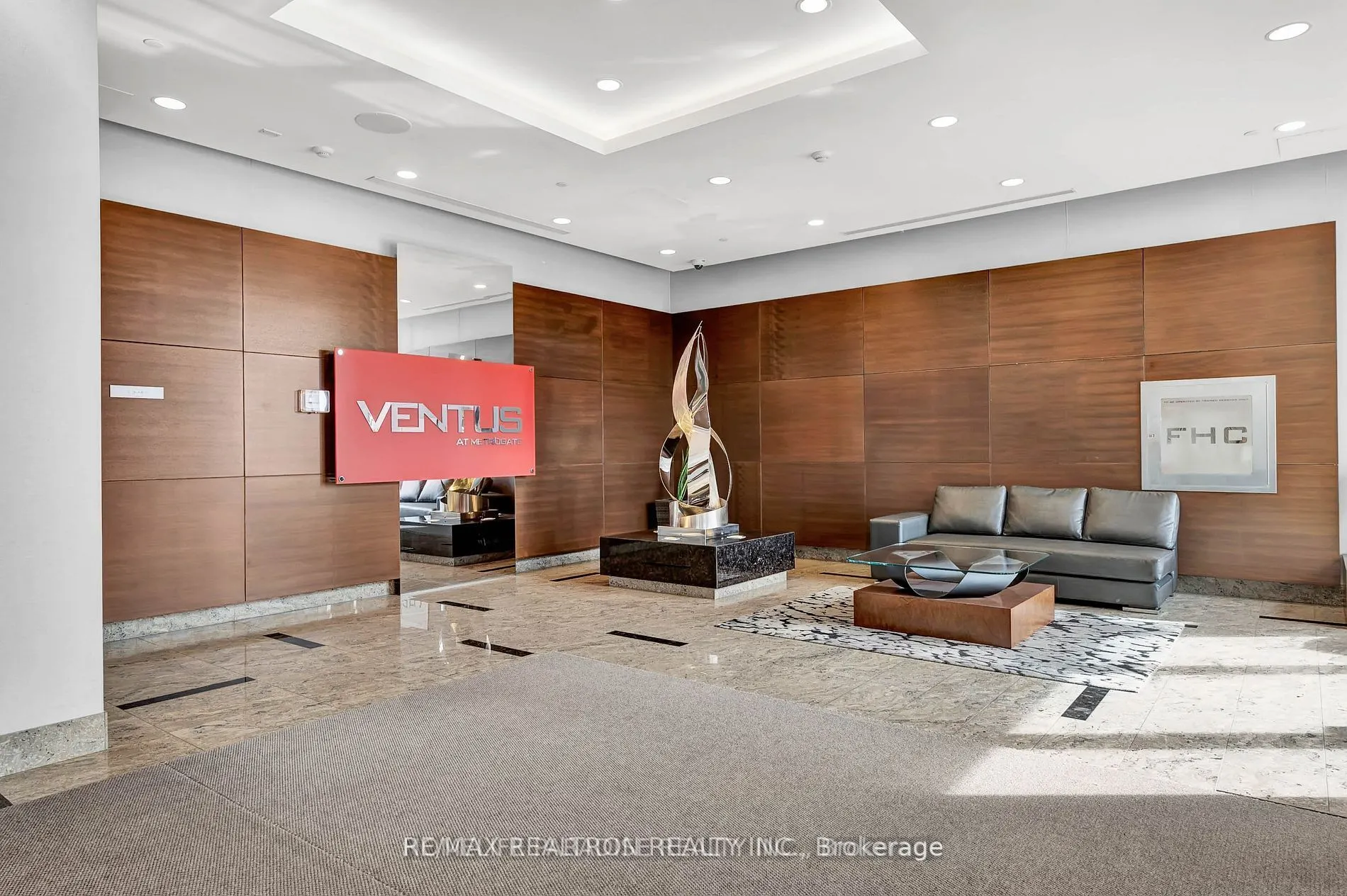 151 Village Green Square, #Ph09