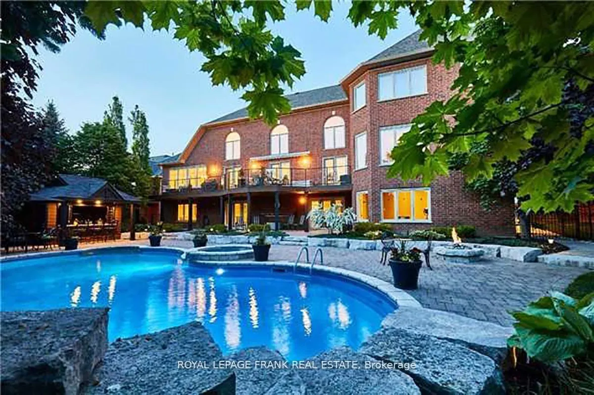 3140 Cochrane Street
