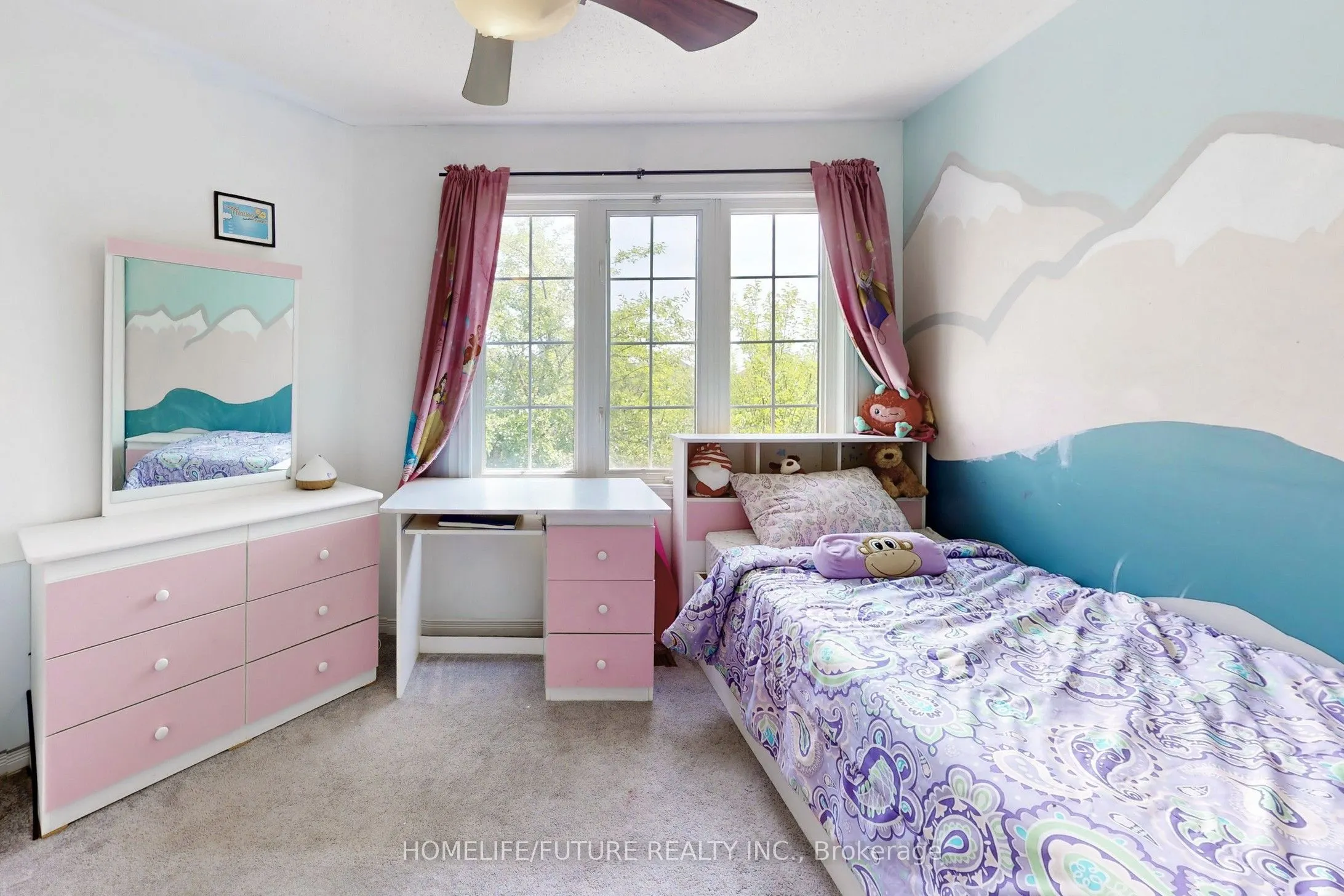 1109 Timberland Crescent