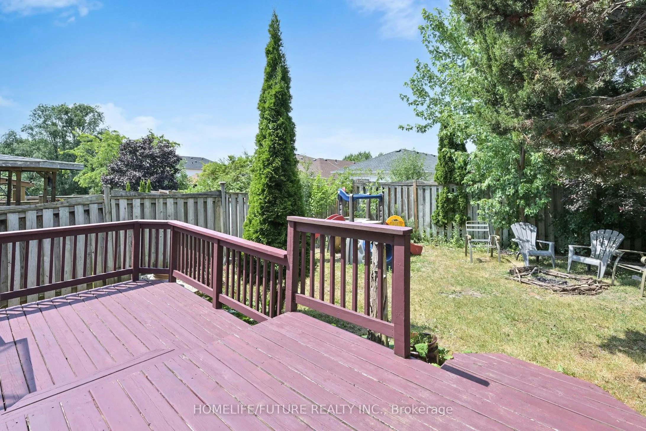 1109 Timberland Crescent