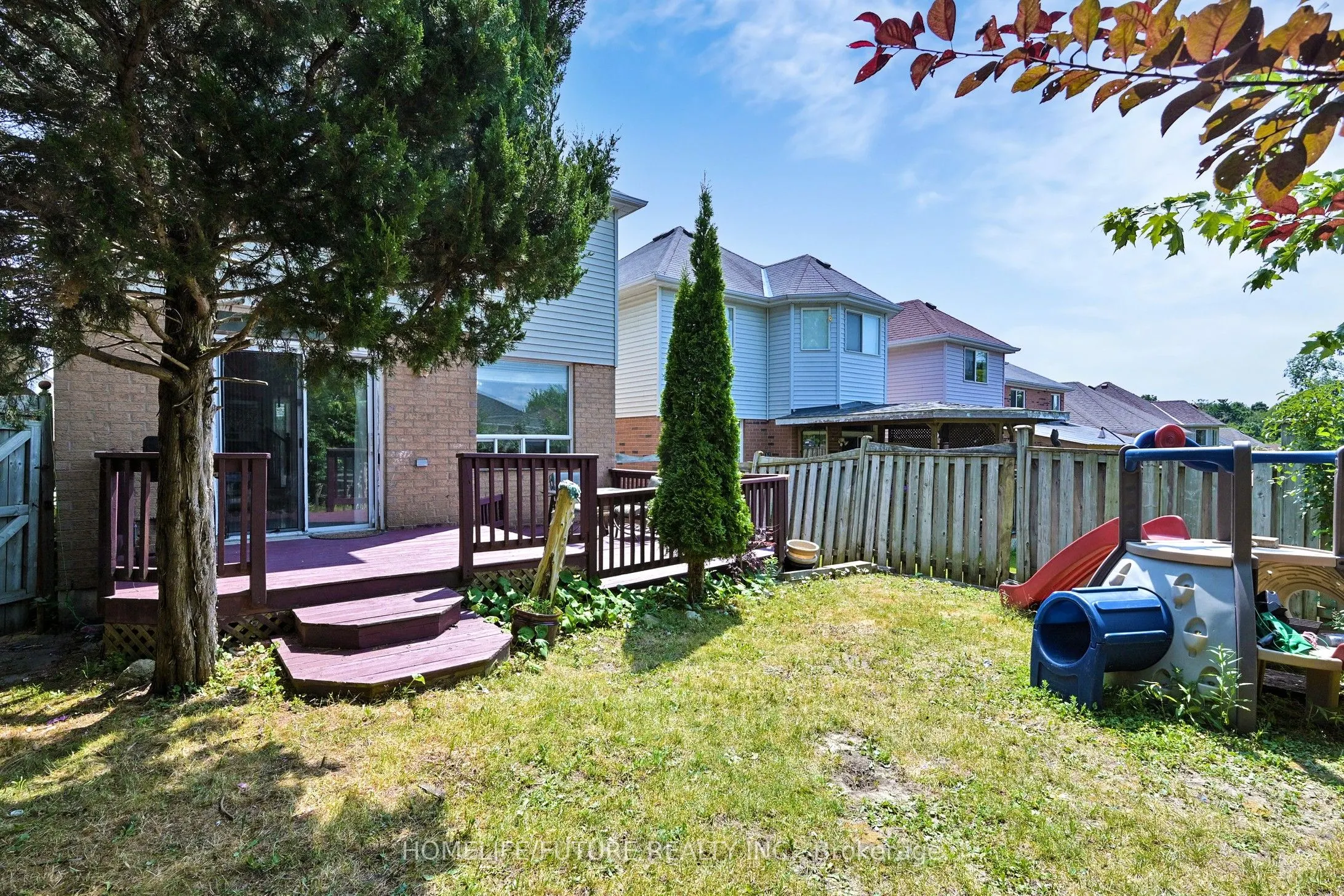 1109 Timberland Crescent