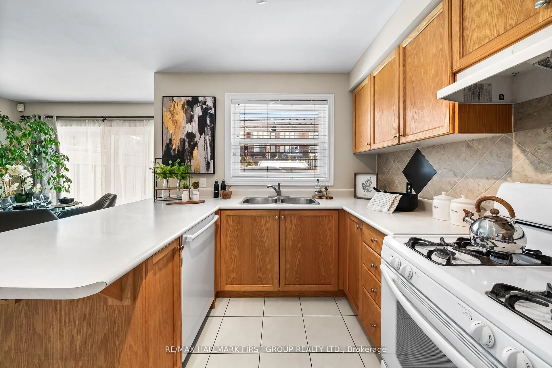 74 Dooley Crescent