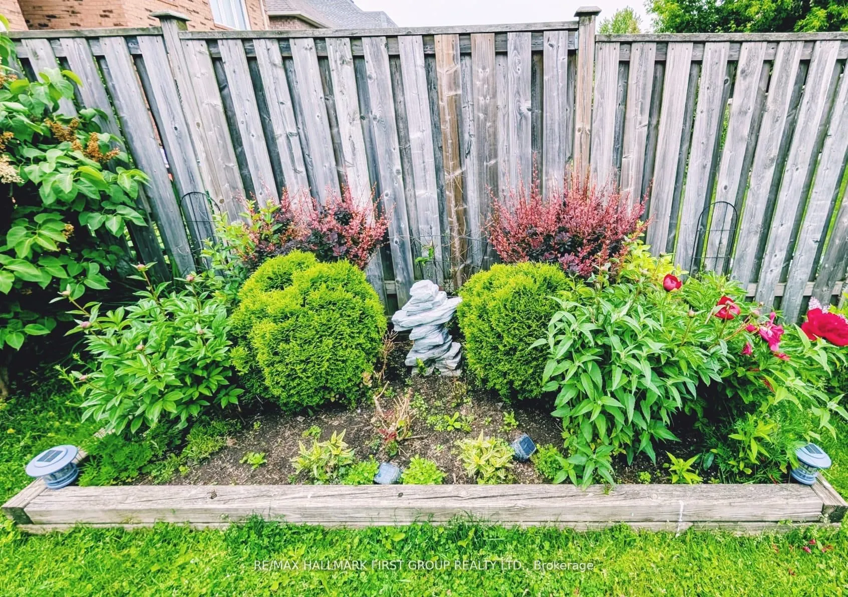 74 Dooley Crescent