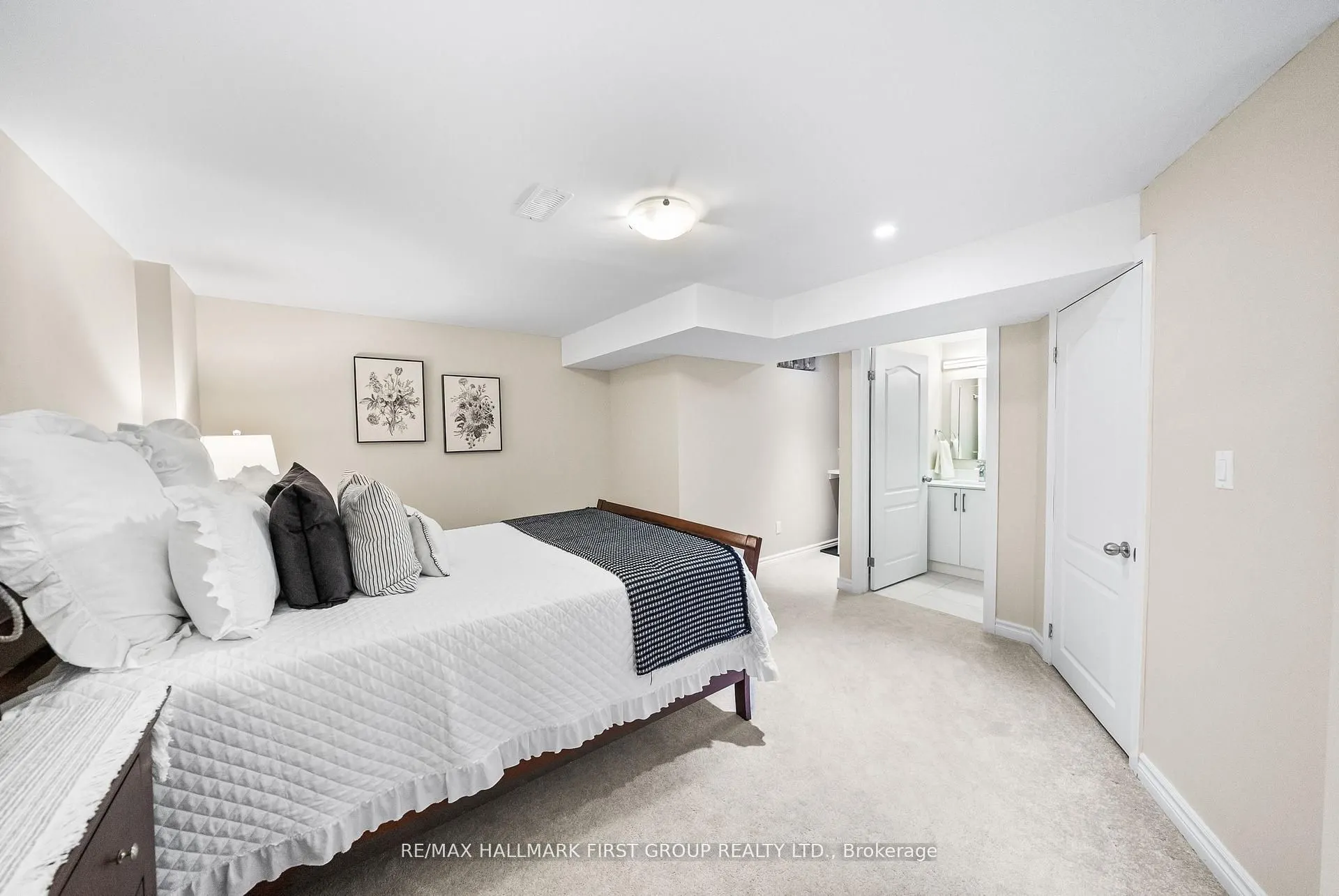74 Dooley Crescent