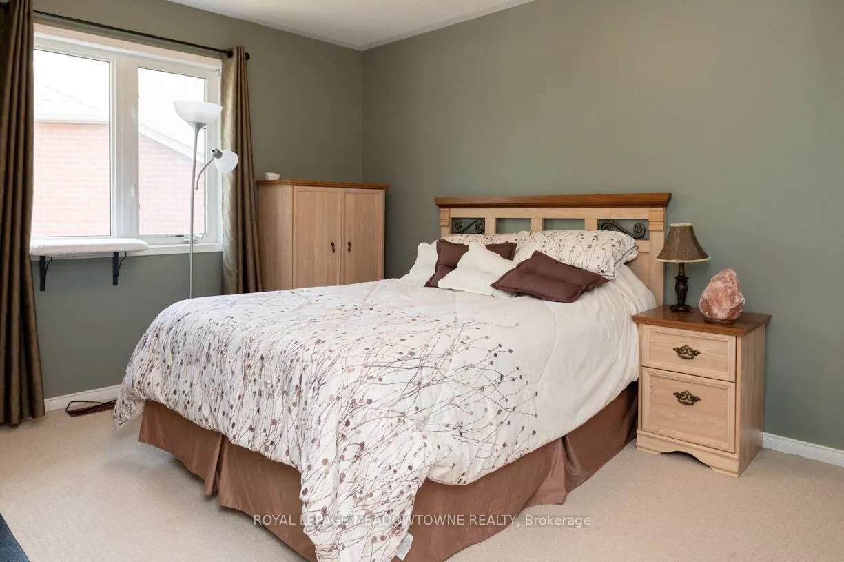 49 Montebello Crescent