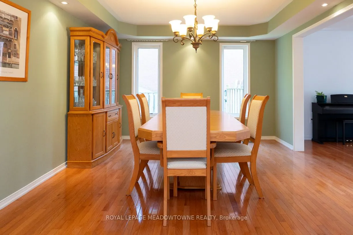 49 Montebello Crescent