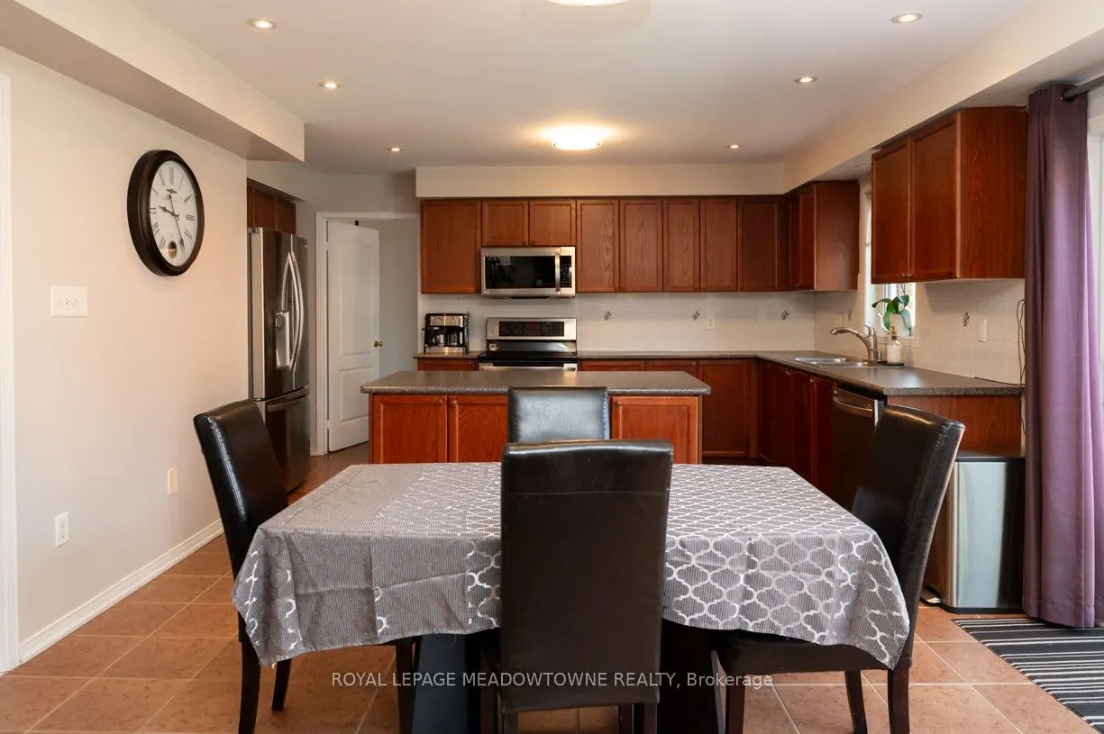49 Montebello Crescent