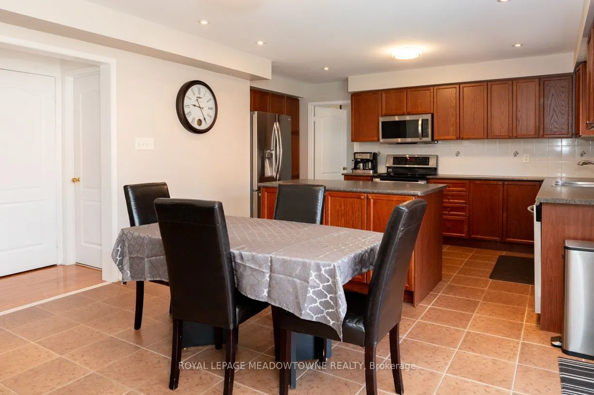 49 Montebello Crescent