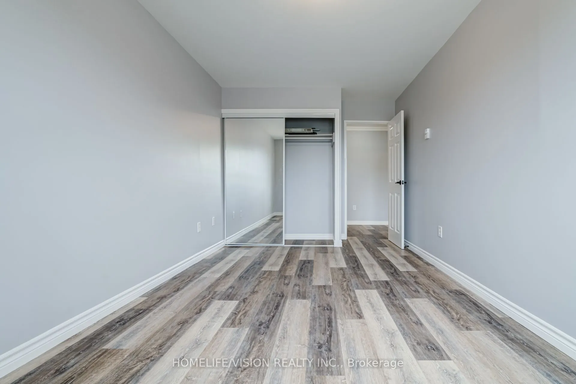 130-136 King Street E