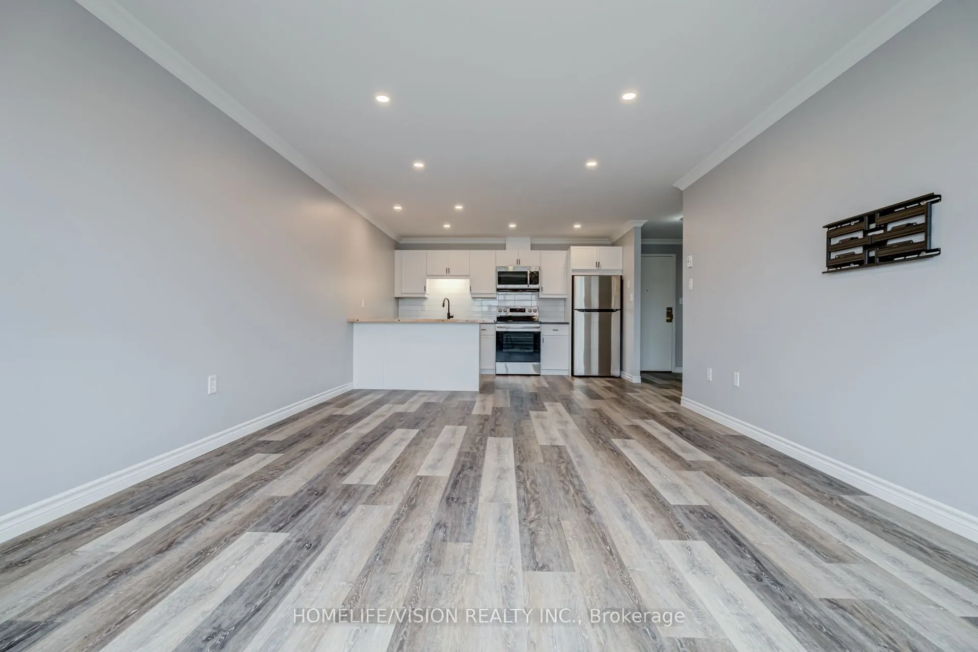 130-136 King Street E