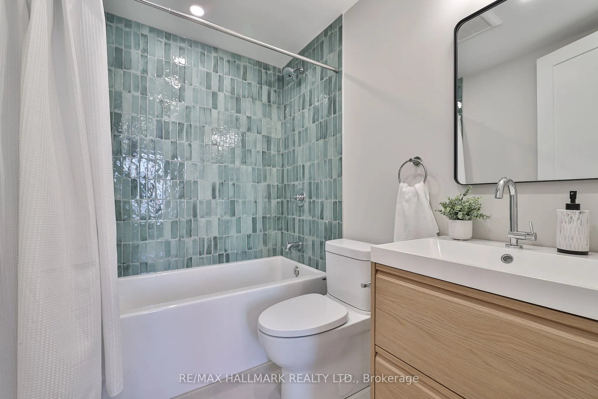 46A Pape Avenue