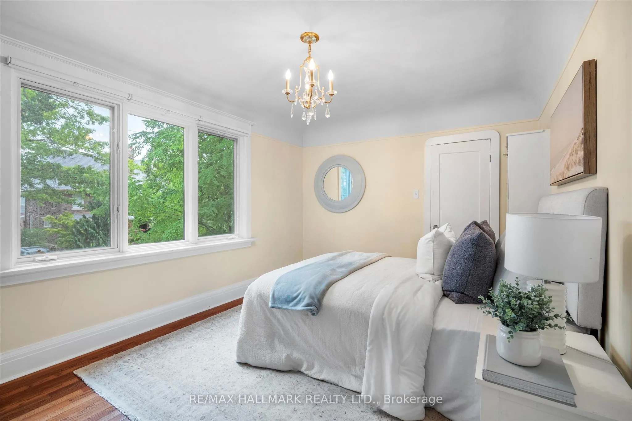 34 Munro Park Avenue