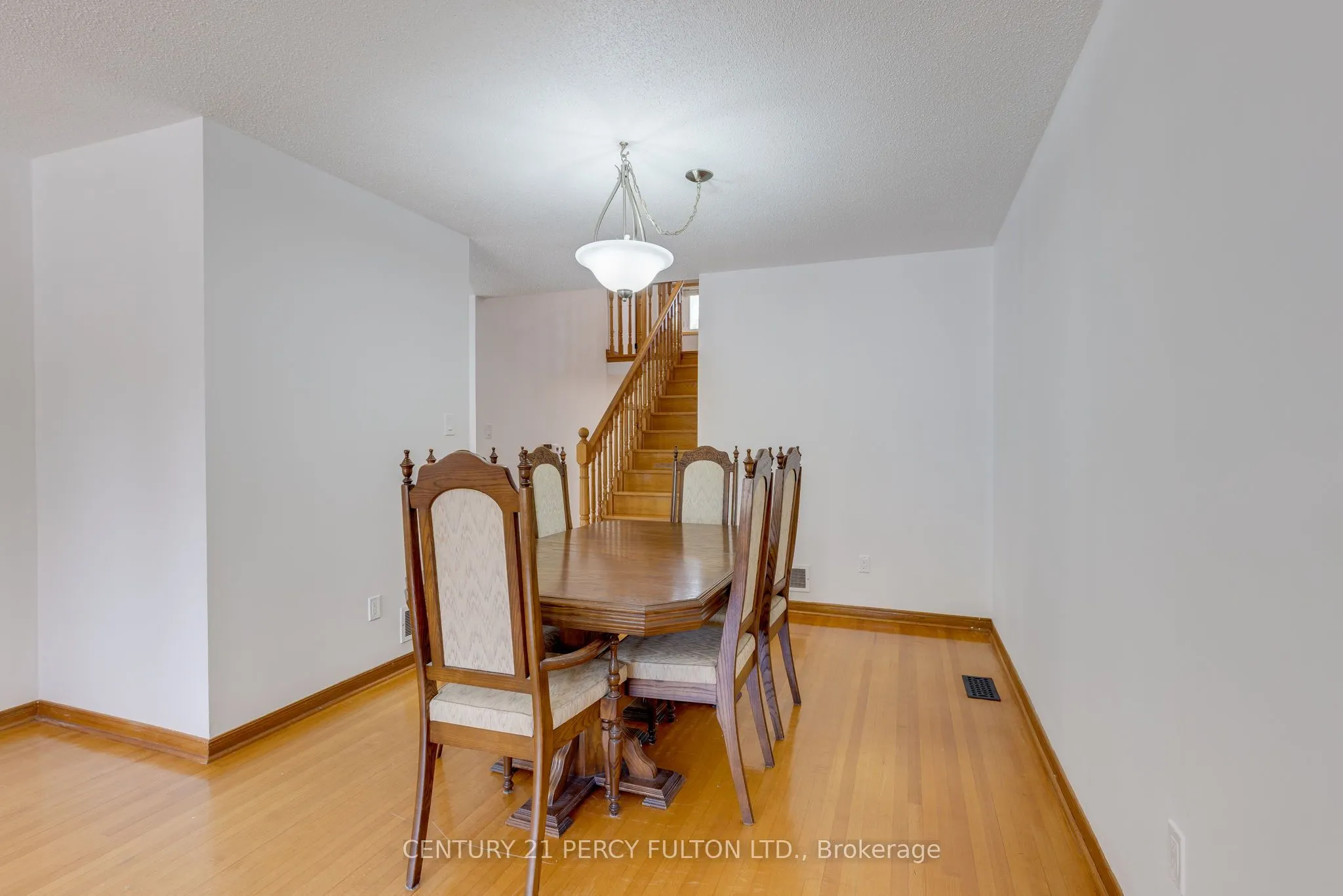 59 Vanbrugh Avenue