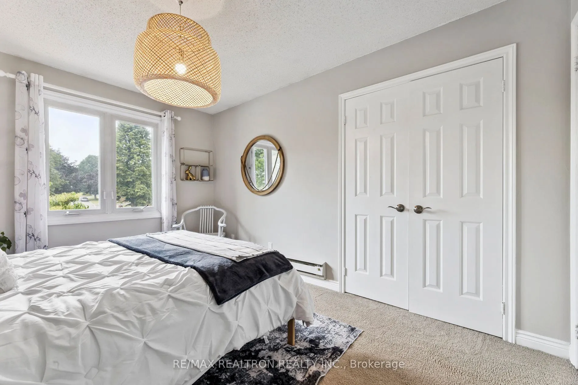 9 Foster Creek Drive