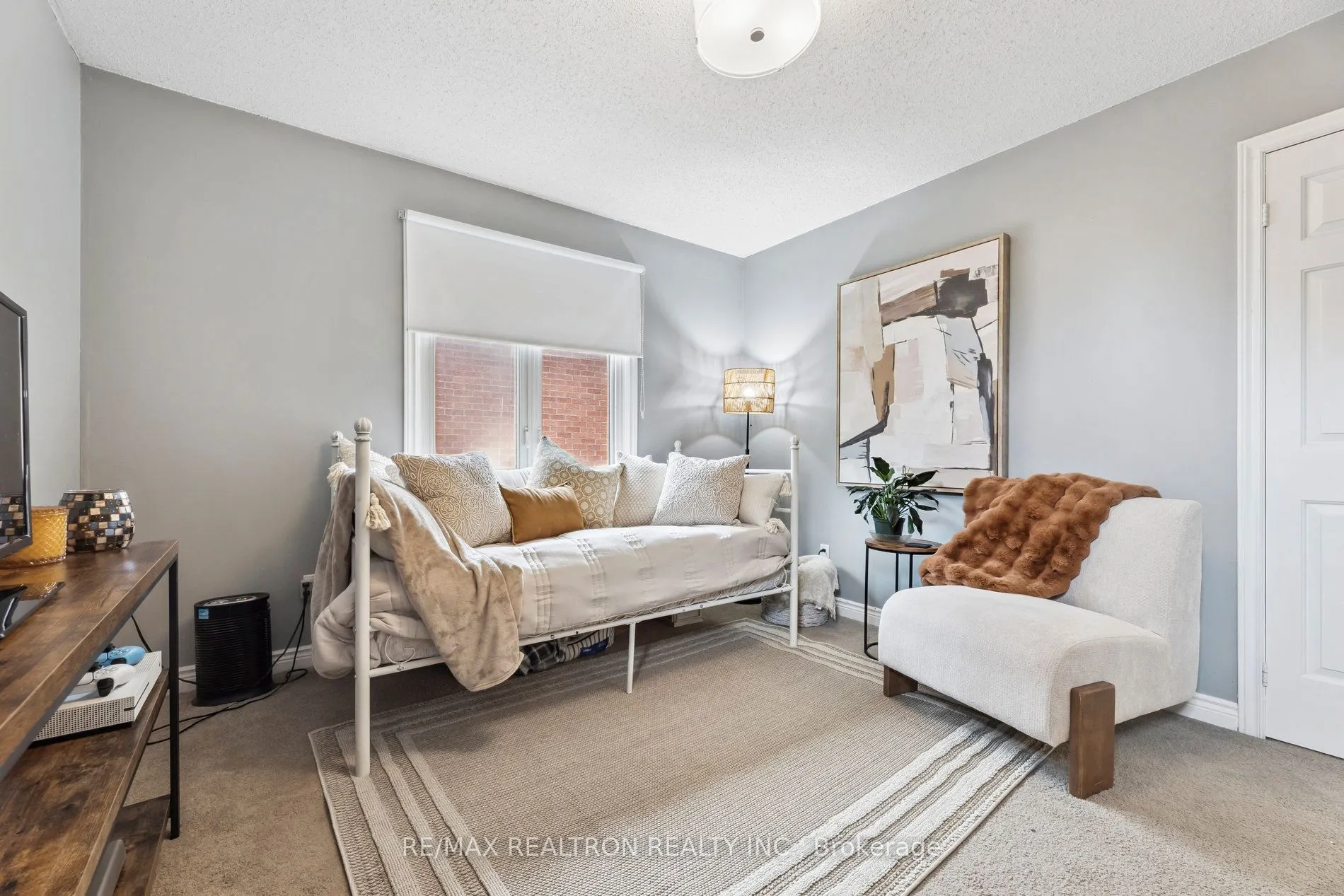 9 Foster Creek Drive