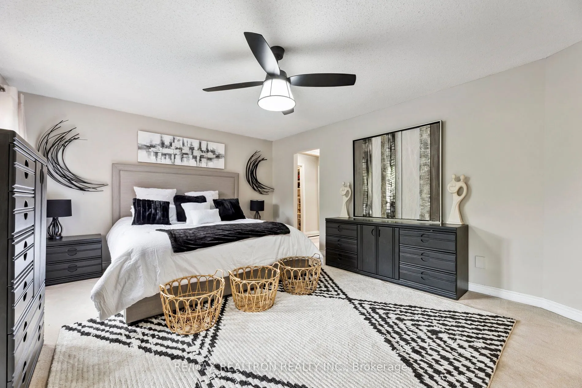 9 Foster Creek Drive