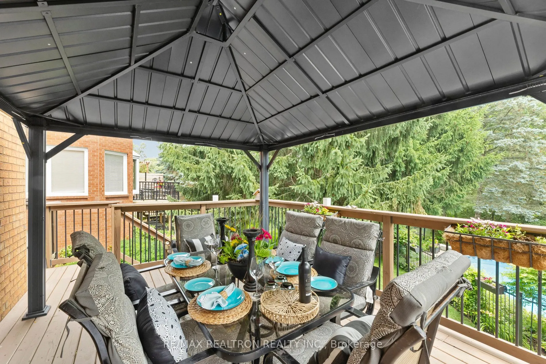 9 Foster Creek Drive