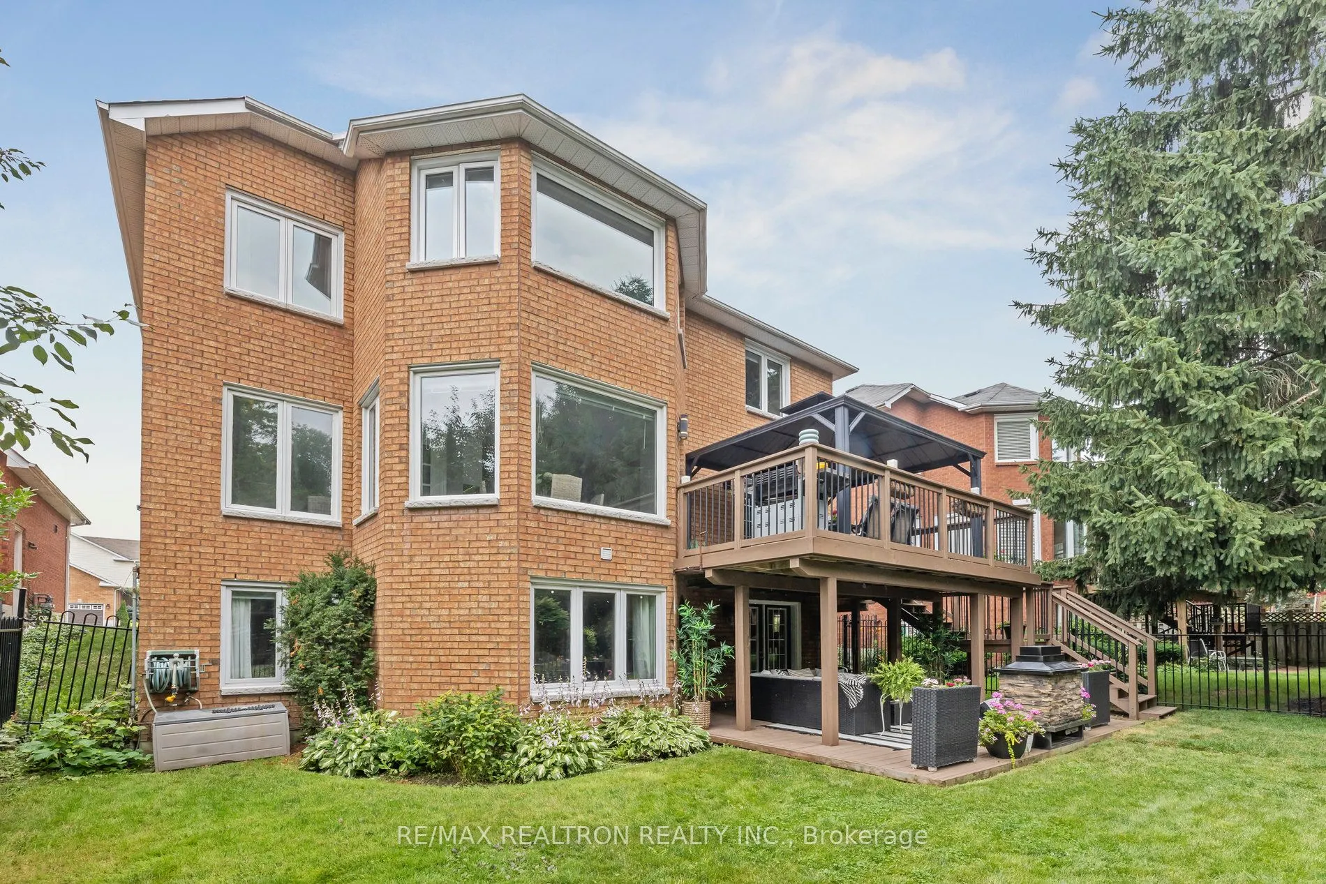 9 Foster Creek Drive