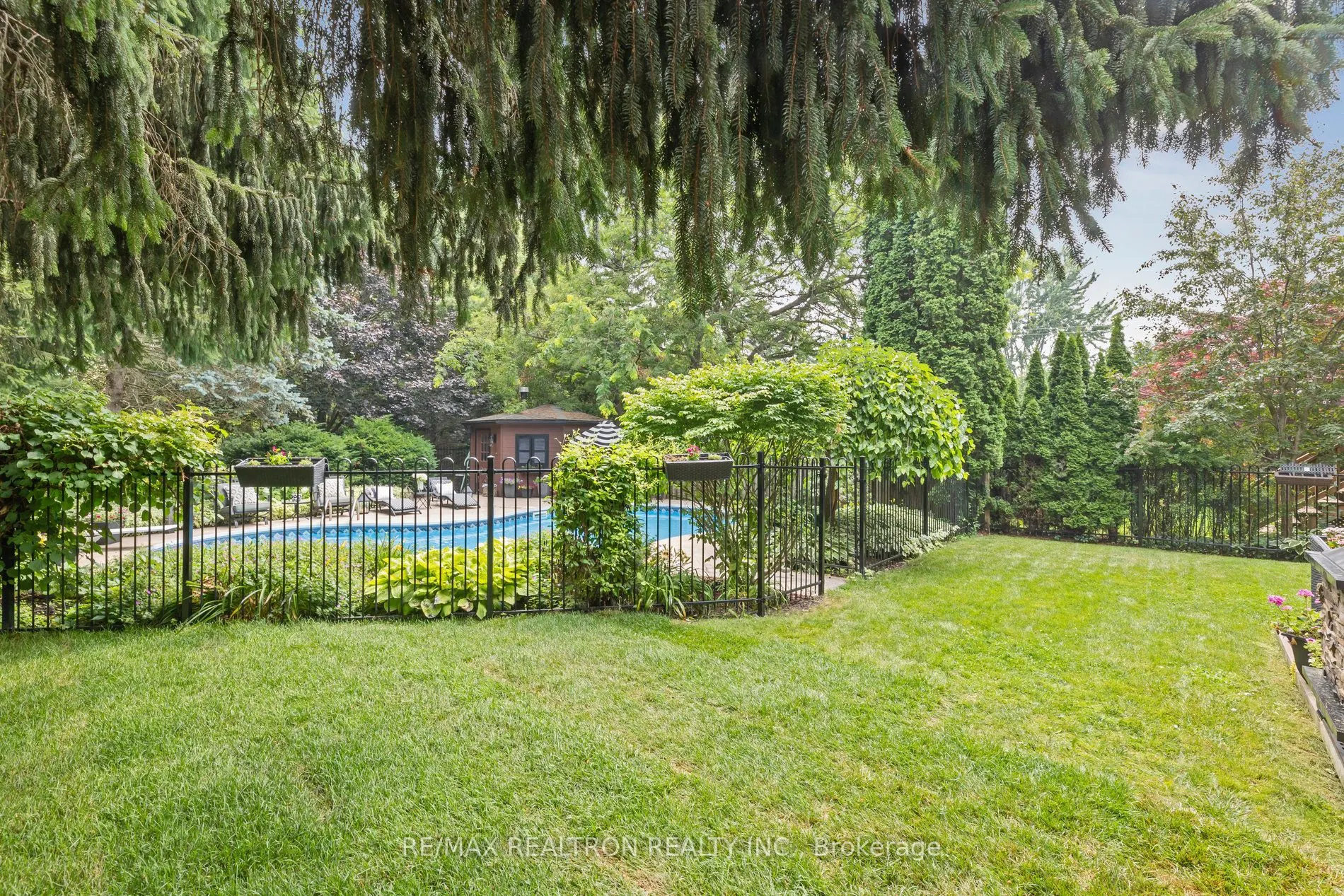 9 Foster Creek Drive