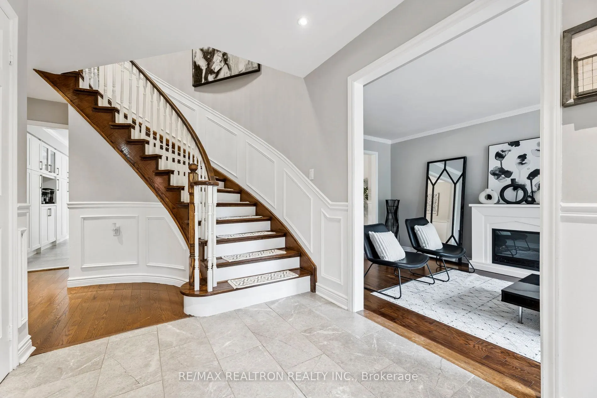 9 Foster Creek Drive