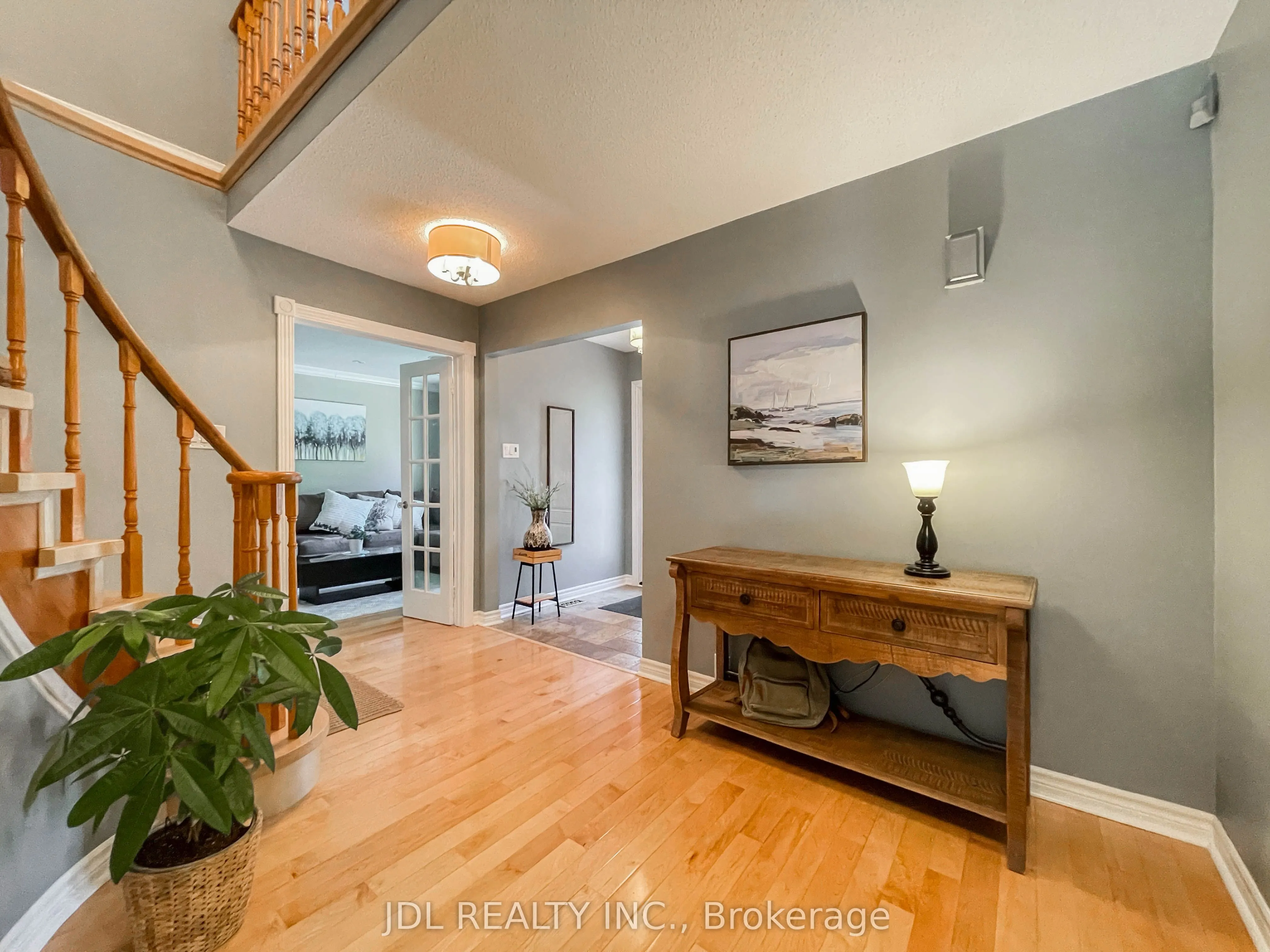 126 Weir Crescent