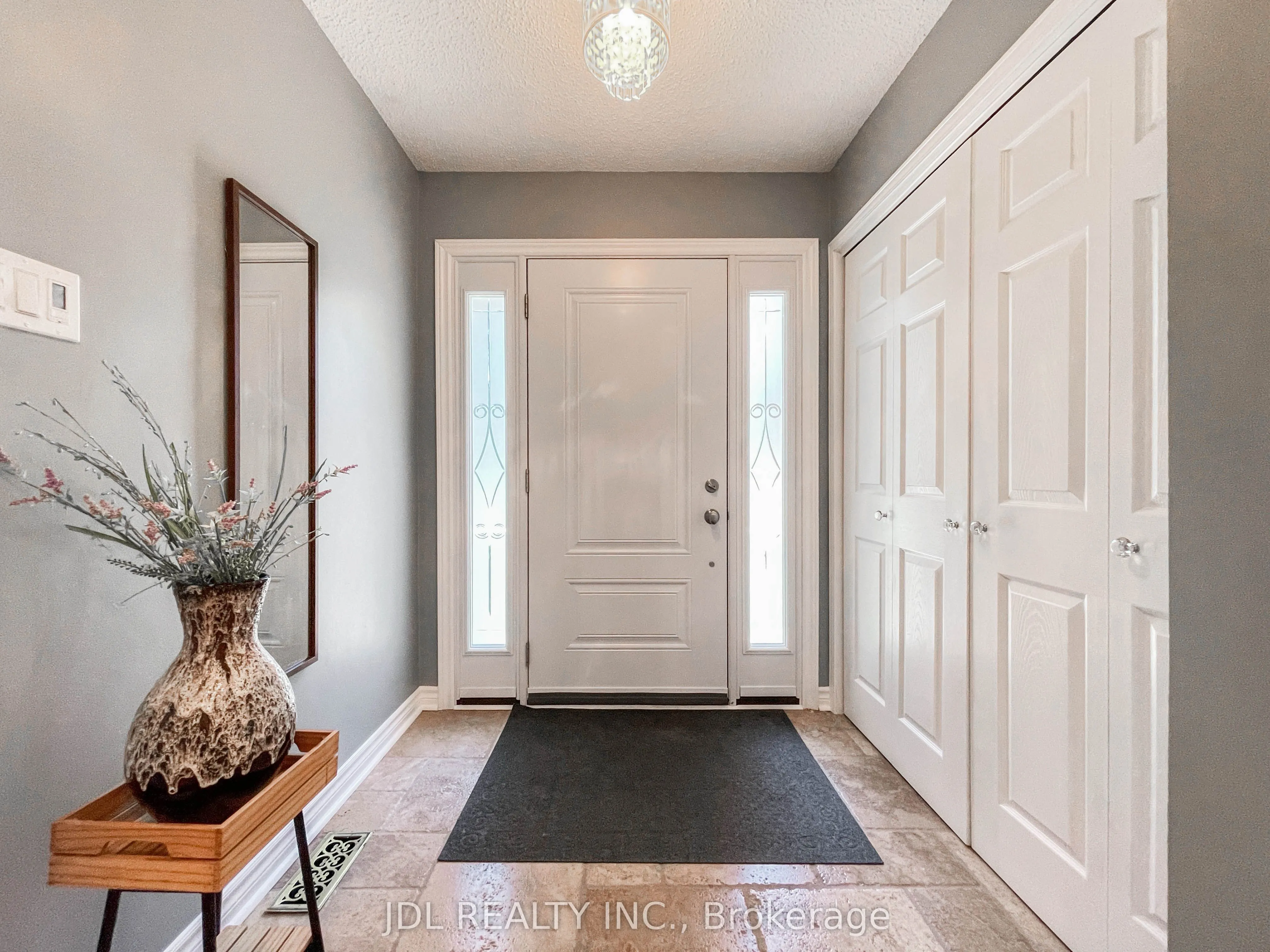 126 Weir Crescent