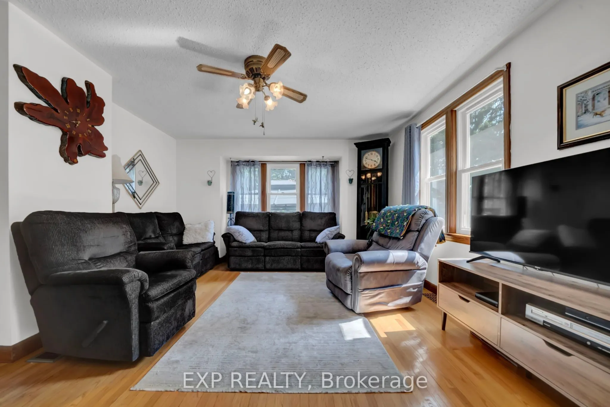 3253 Tooley Road