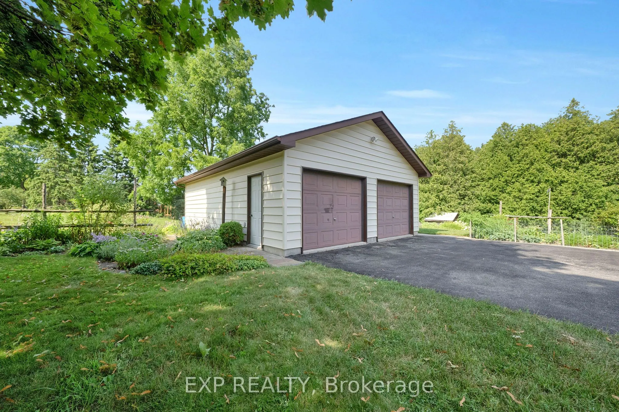 3253 Tooley Road