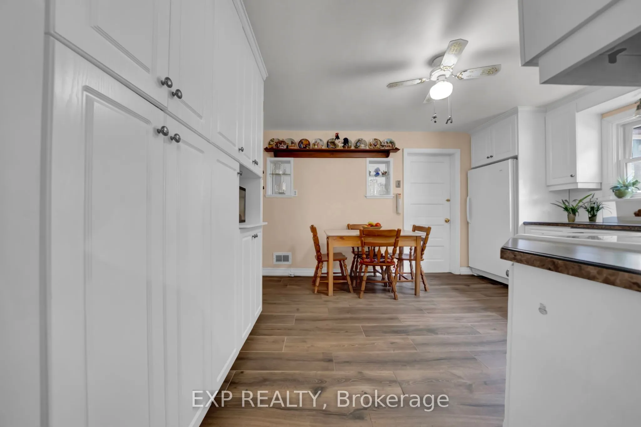 3253 Tooley Road