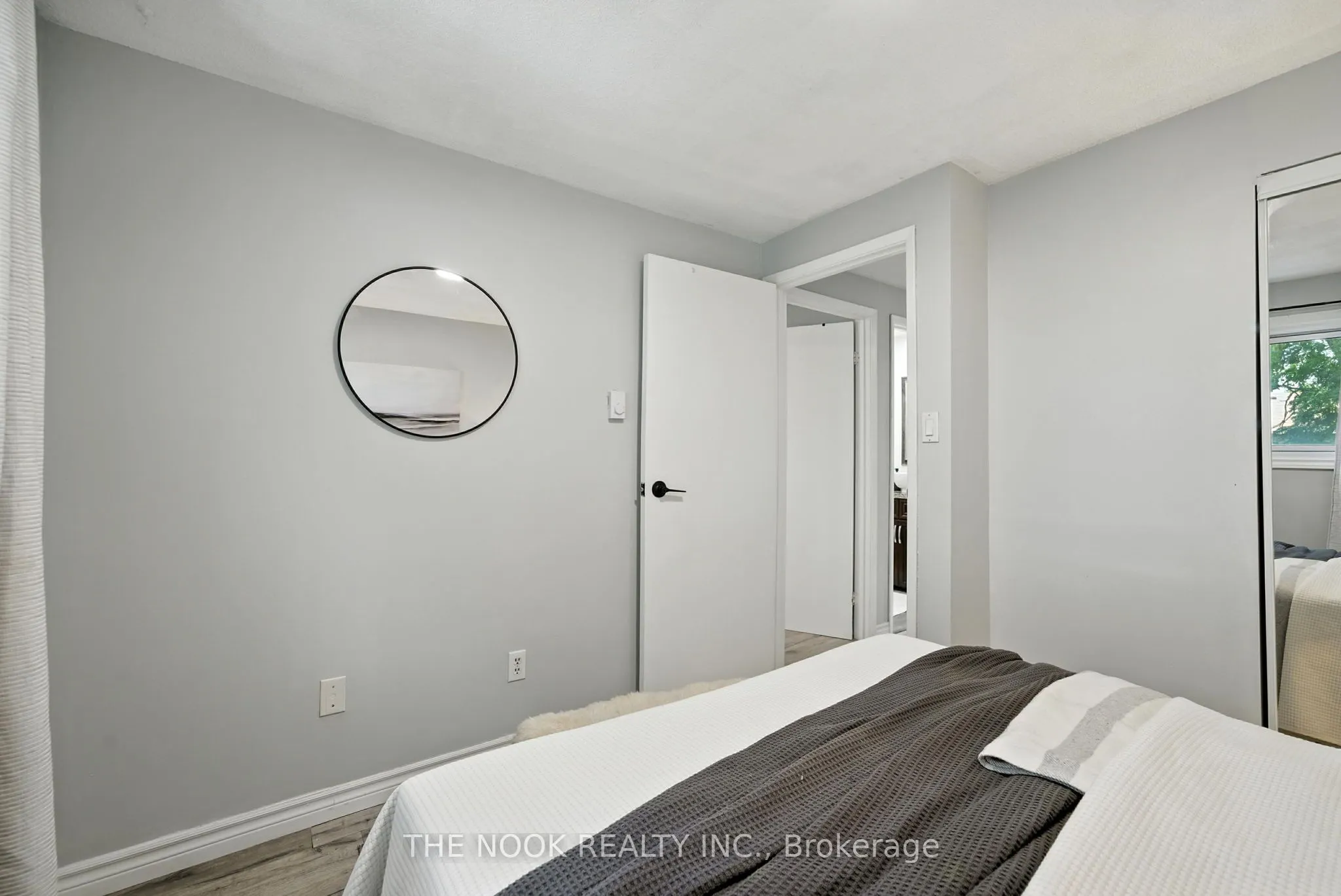 450 Bristol Crescent, #23