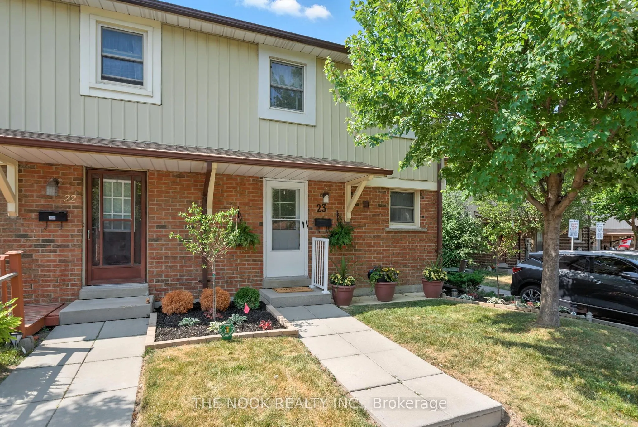 450 Bristol Crescent, #23