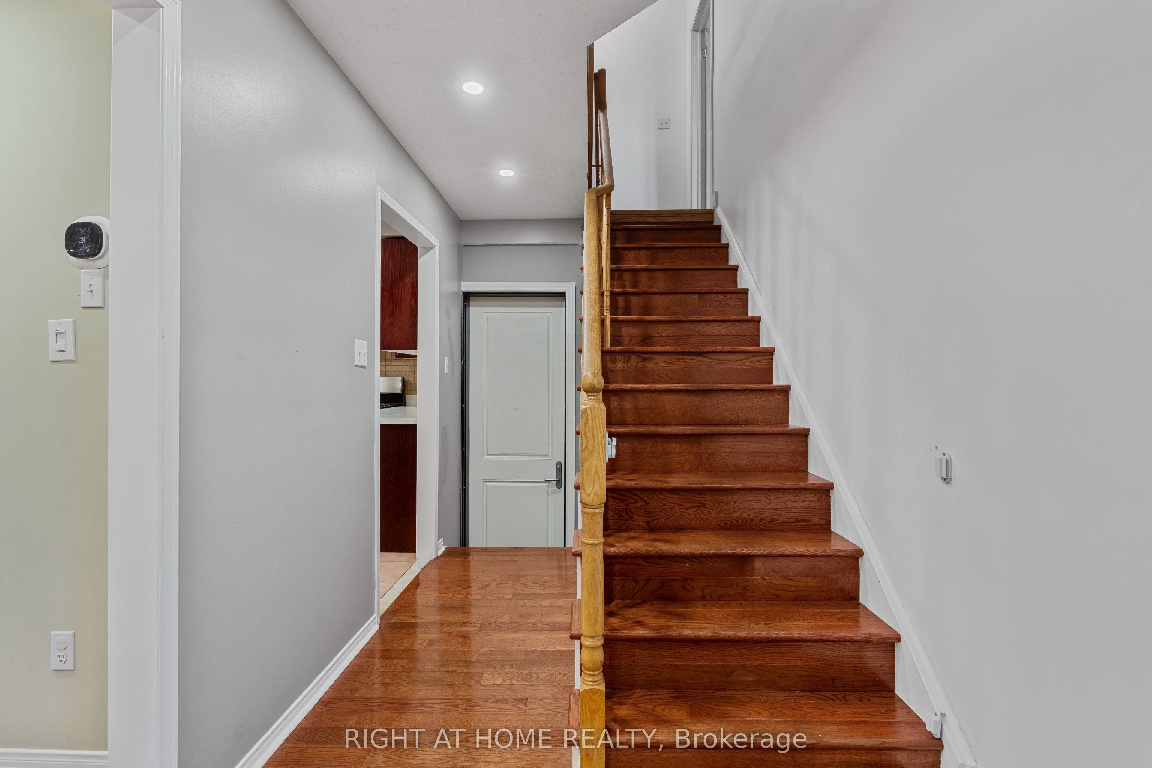36 Brooking Street