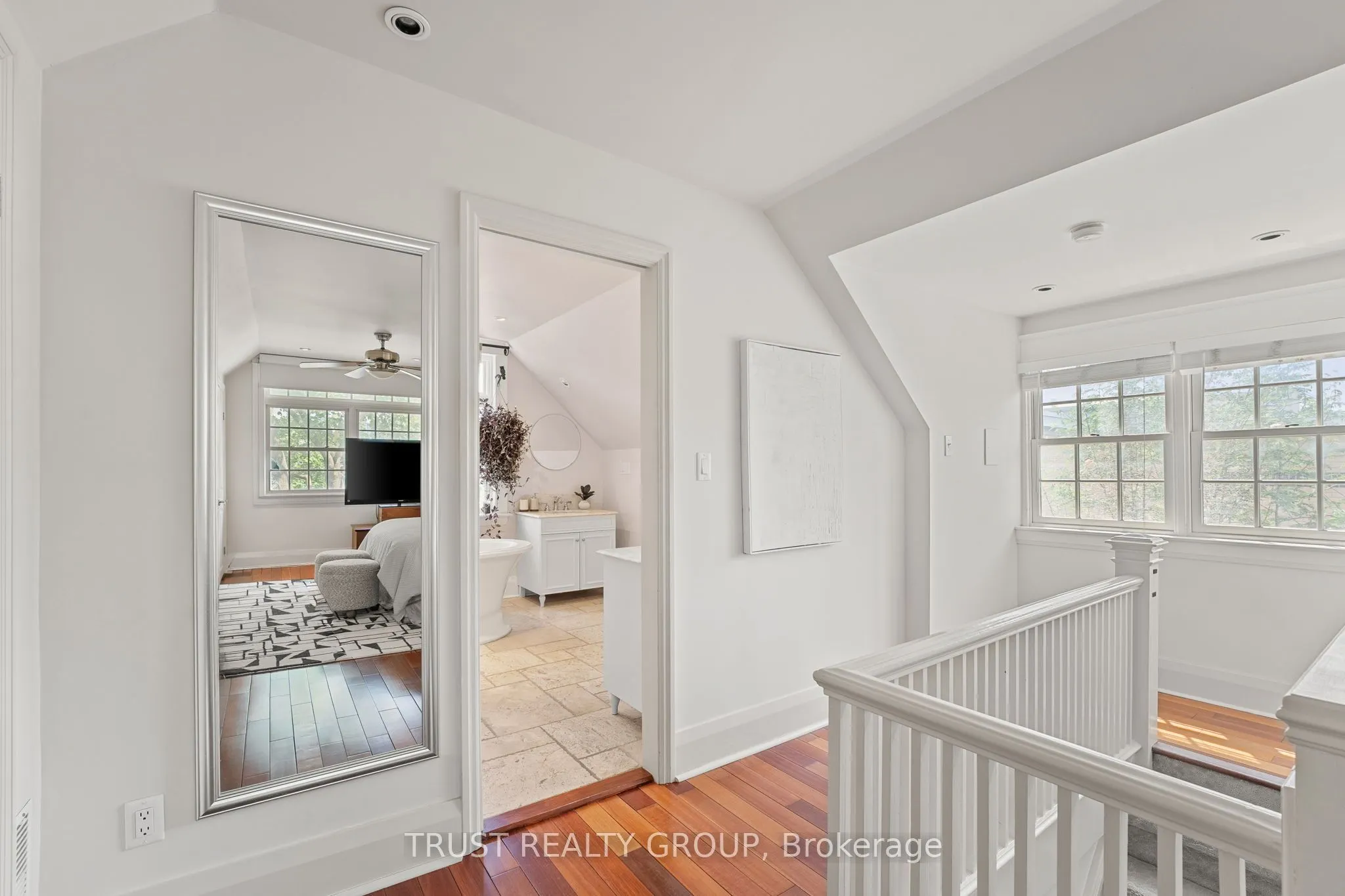 5 Ellerbeck Street