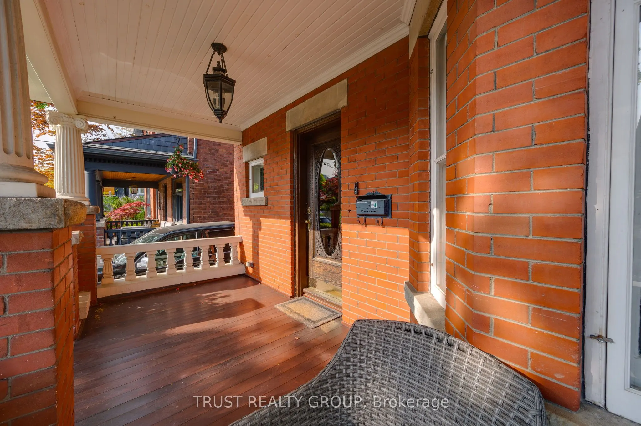5 Ellerbeck Street