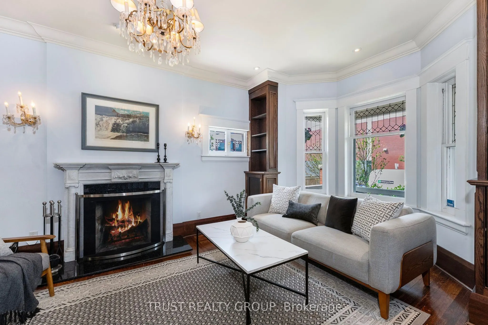 5 Ellerbeck Street