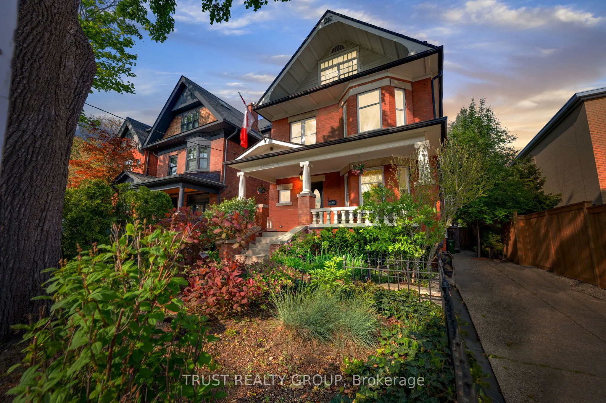 5 Ellerbeck Street