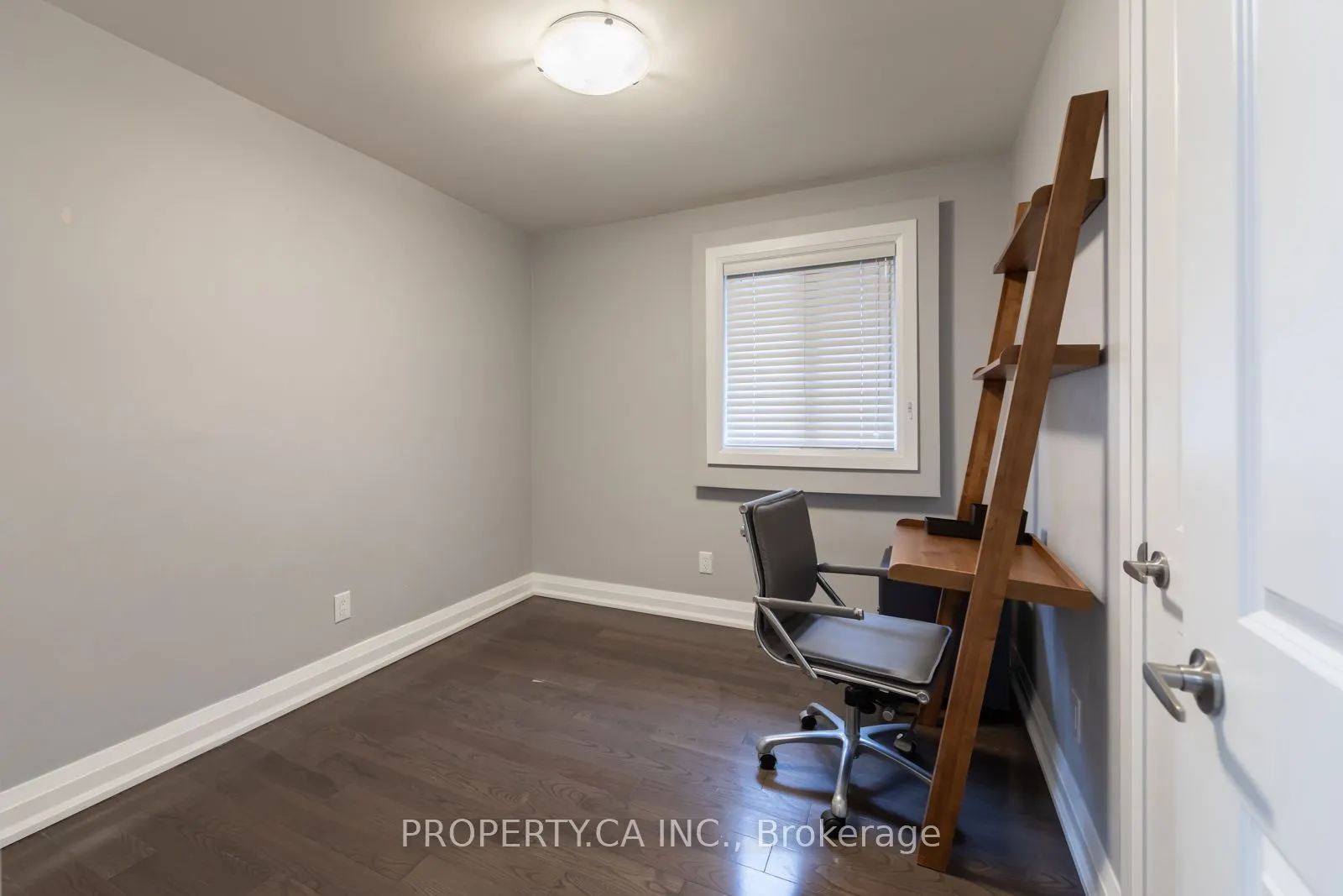 475 Woodbine Avenue, #4