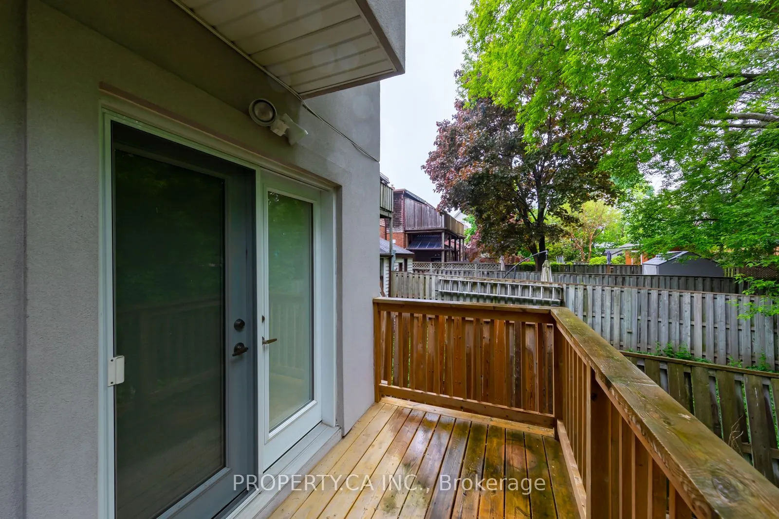 475 Woodbine Avenue, #4