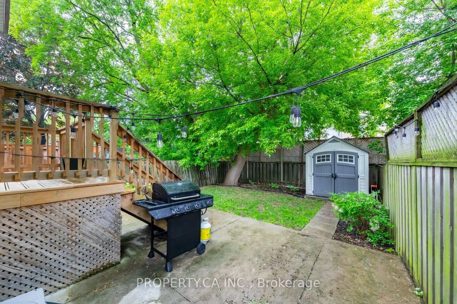 475 Woodbine Avenue, #4