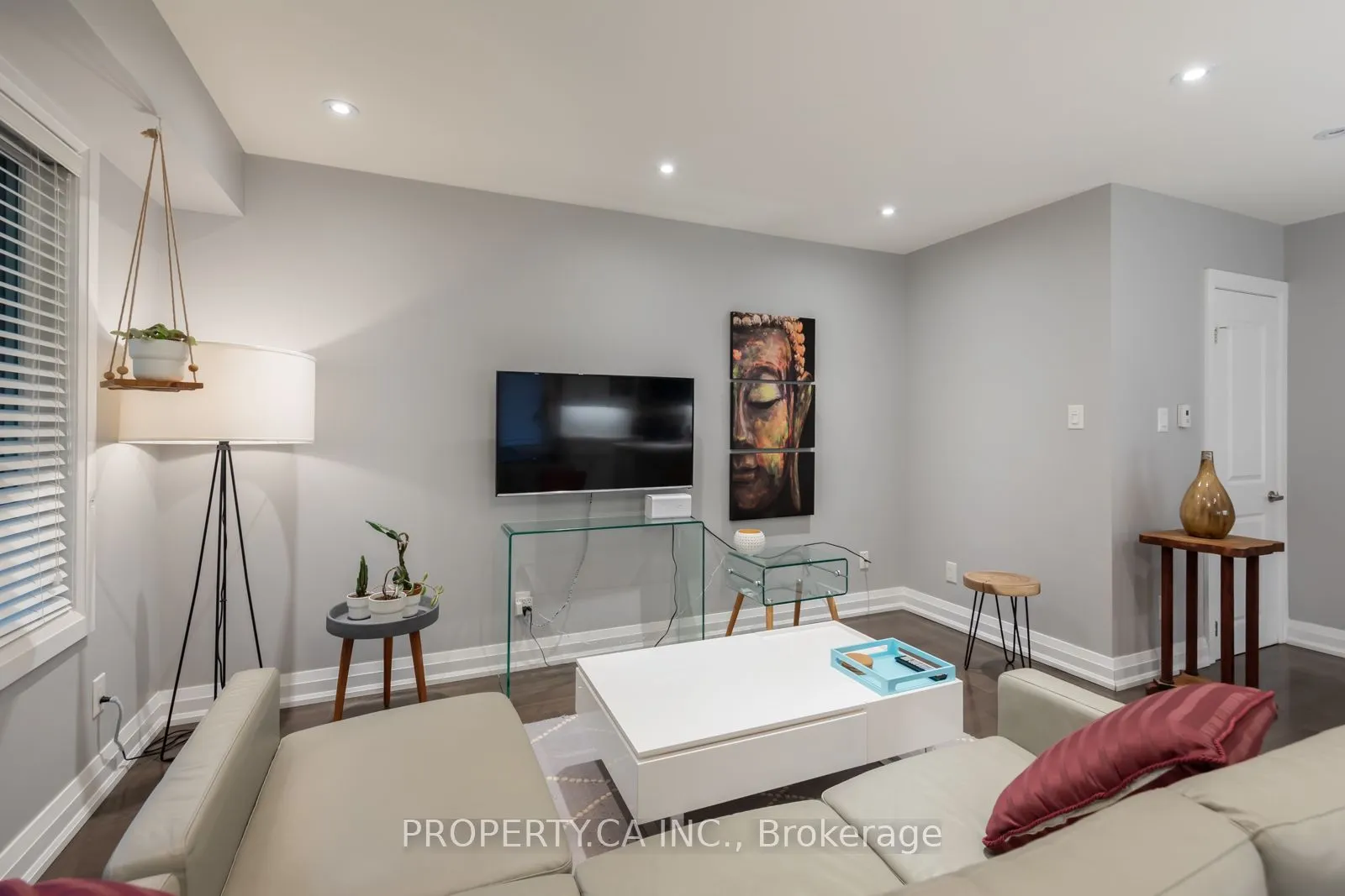 475 Woodbine Avenue, #4