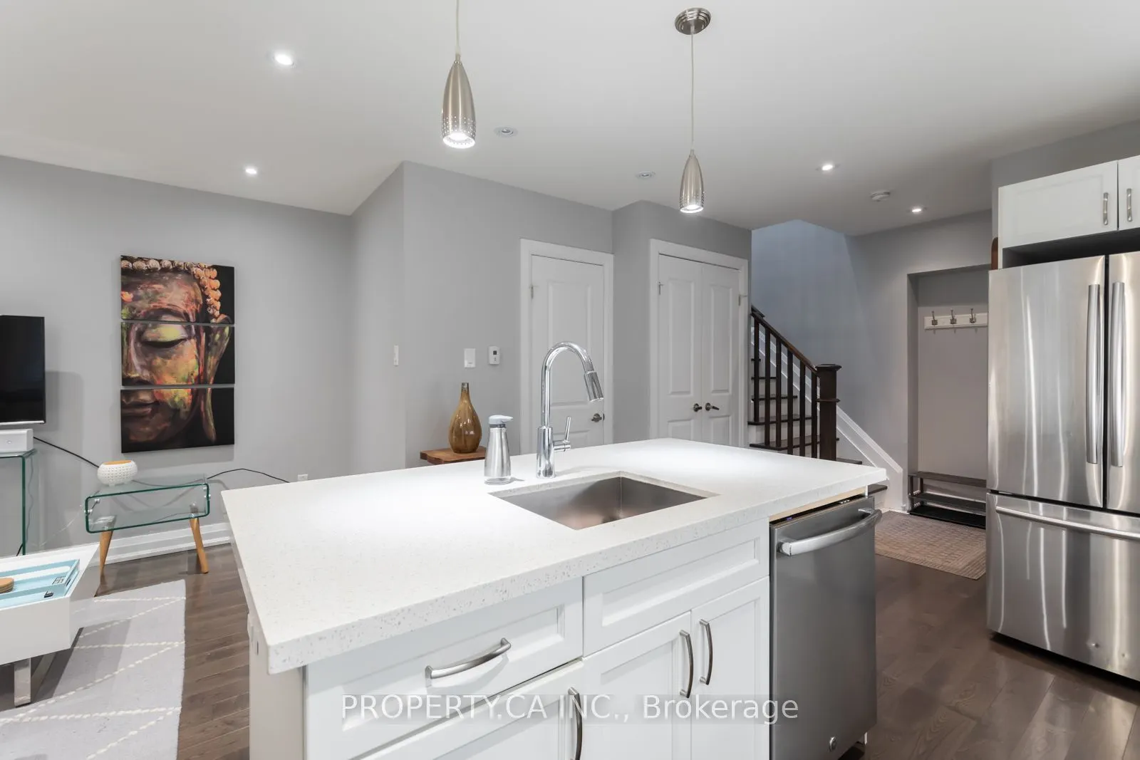 475 Woodbine Avenue, #4