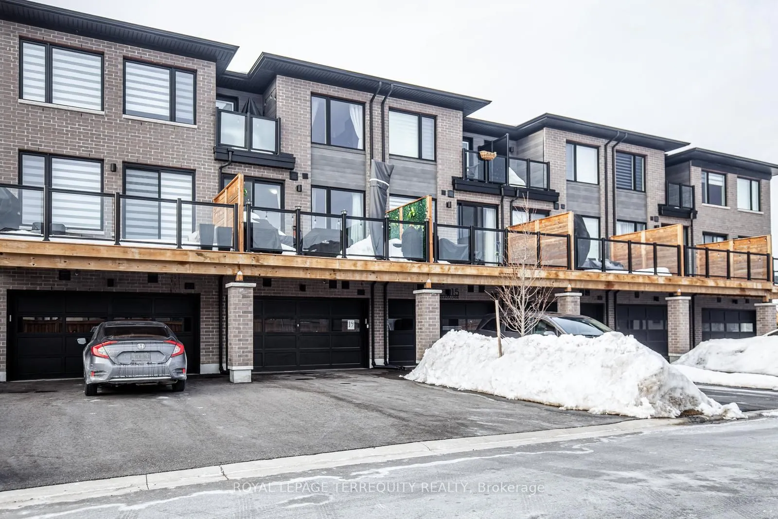 19 Assunta Lane