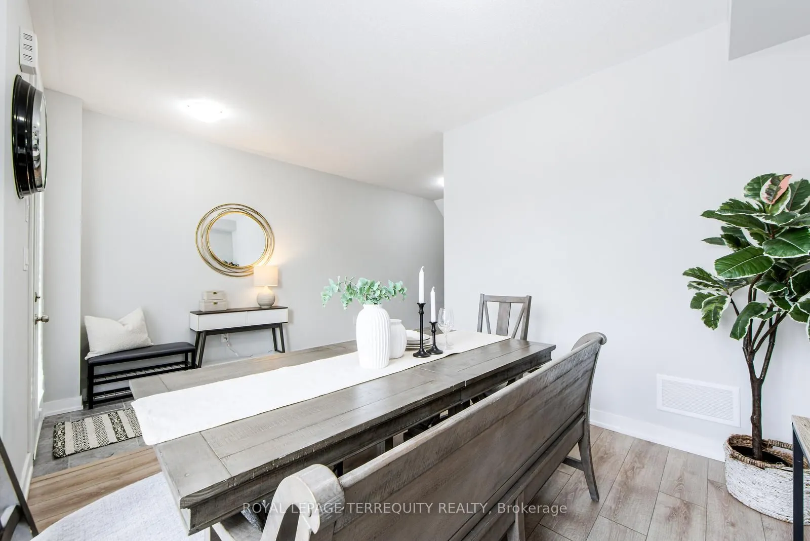 19 Assunta Lane