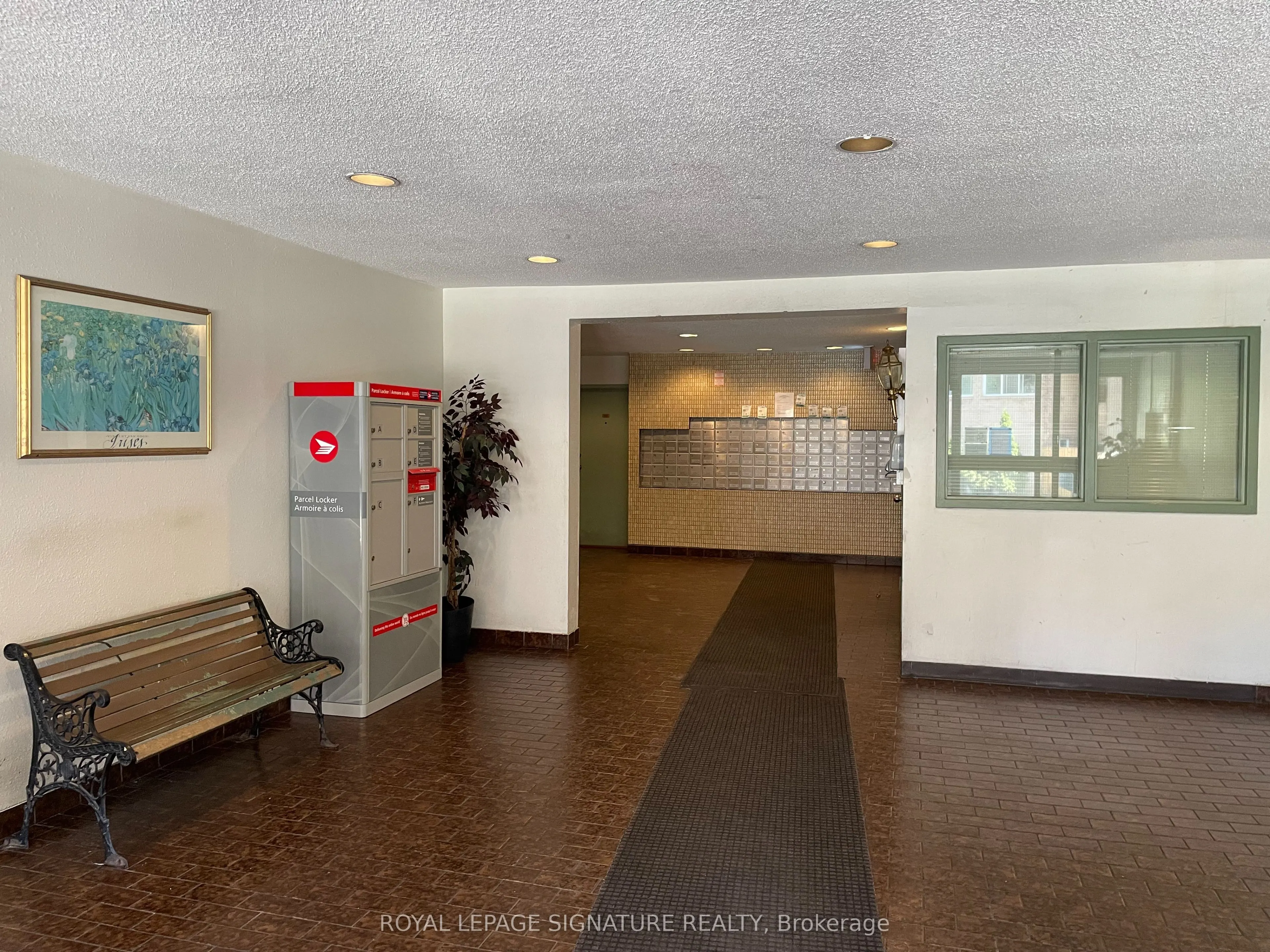 100 Mornelle Court, #1084