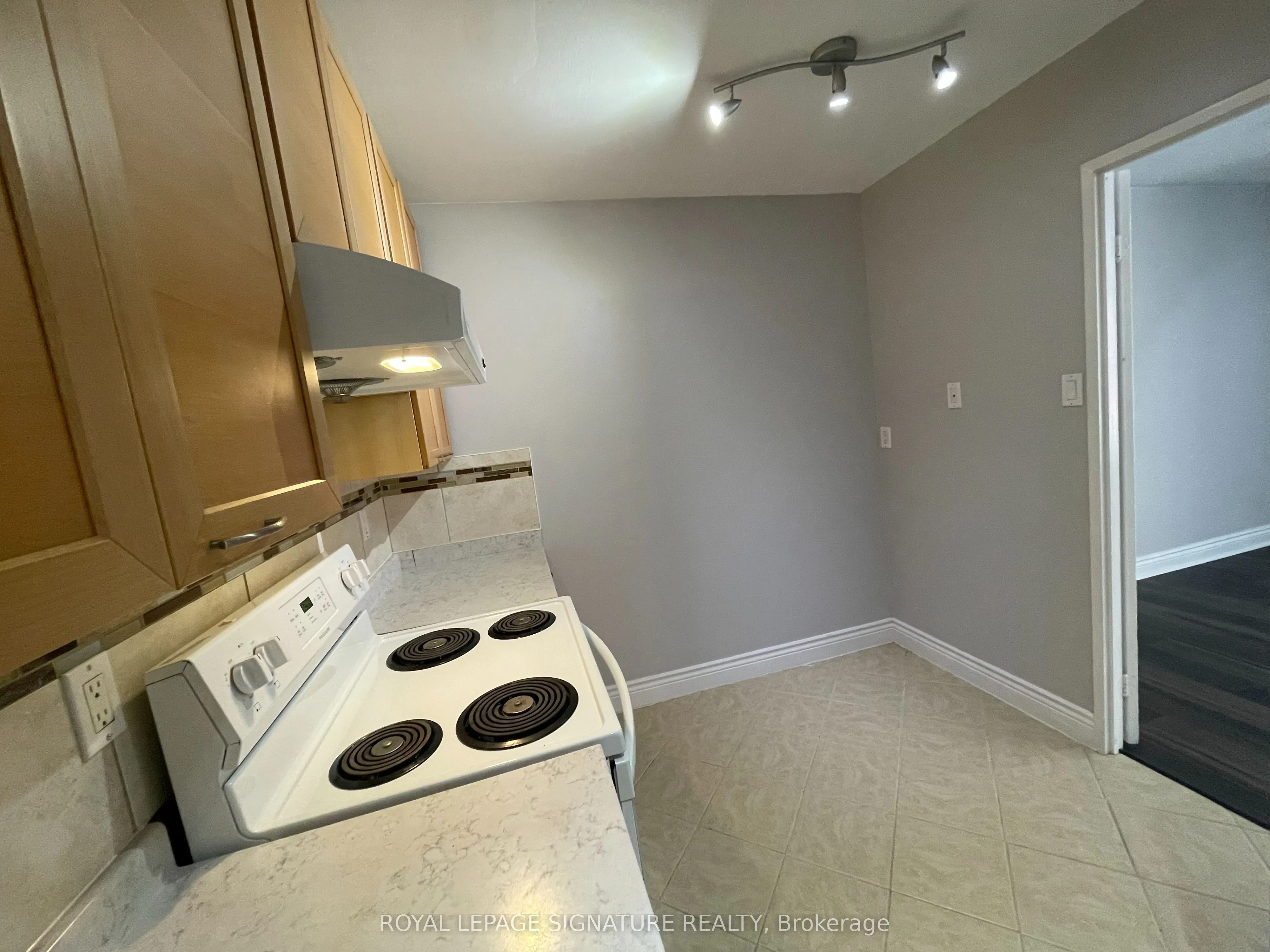 100 Mornelle Court, #1084