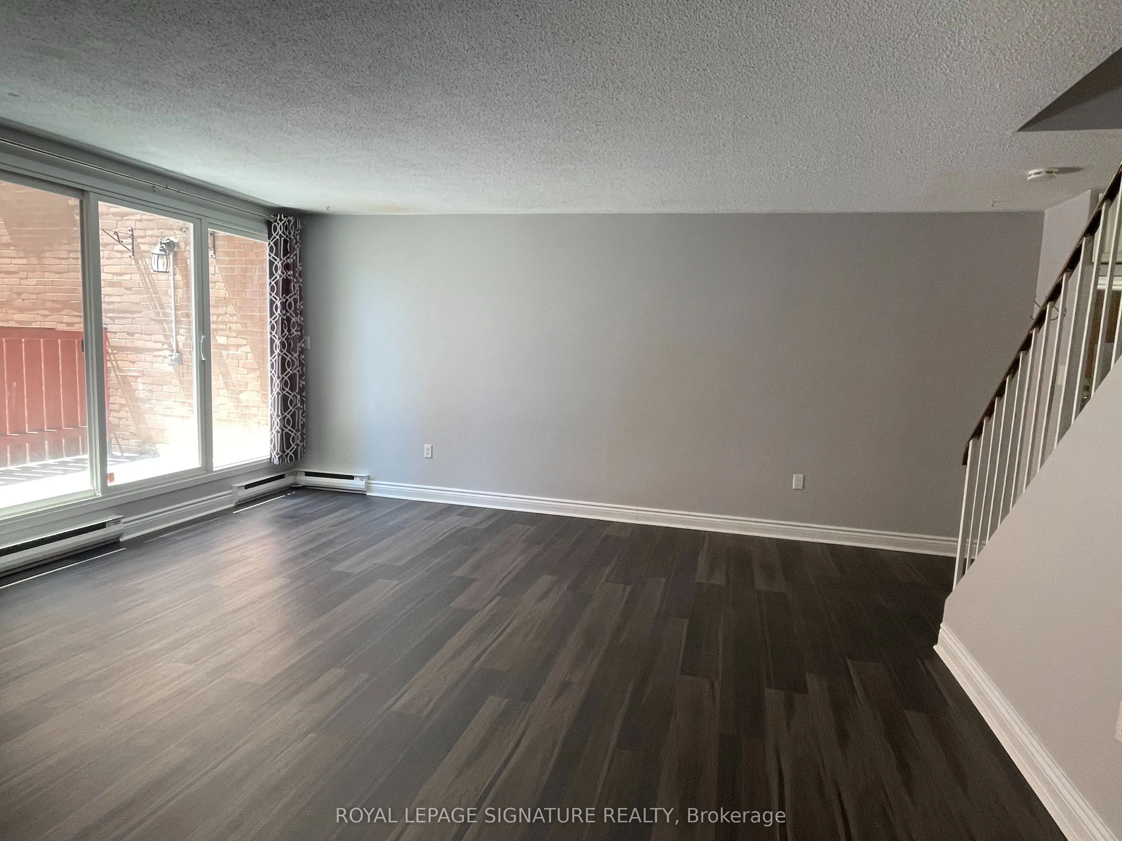 100 Mornelle Court, #1084